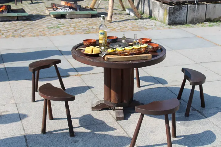  Празникът на Тетевенската саламура: незабравимо преживяване, сплотяващо обичаи и вкусна храна 