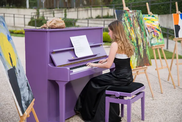  Младият художник Васко Георгиев с галерия „ Attract “ в Малката базилика в Пловдив 