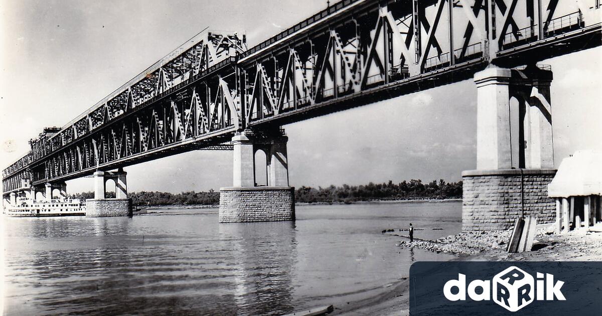 Изложба посветена на 70 години от построяването на Дунав мост