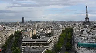 „Народен фронт“ изгря на политическия небосклон във Франция 2 седмици преди изборите