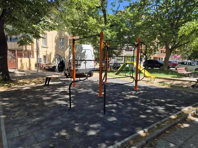  В Плевен построиха две нови площадки за стрийт фитнес 