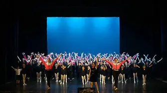 Танцово студио “Импулс” и Мажоретен състав „Екстрийм“ завършиха активния си сезон с годишен концерт