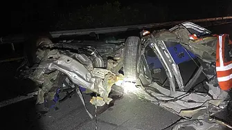 Двама шофьори в болница след катастрофа на АМ „Хемус”