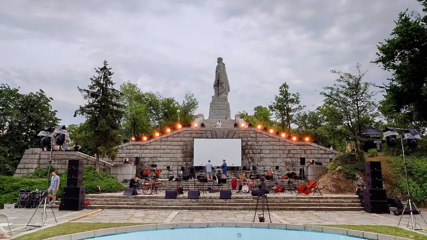Плевенската филхармония e част от „Пътят към върха“ в Пловдив с ABBA SYMPHONIE