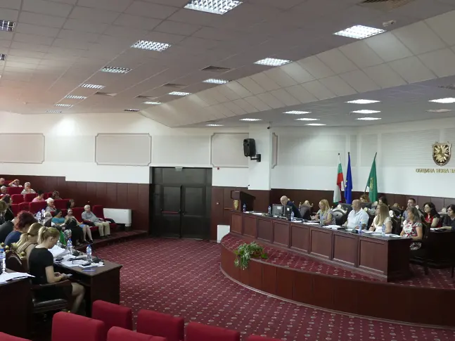 Проведе се тринадесетото заседание на Общински съвет Нова Загора