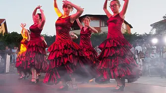 Андалусийски ритми и испанска мода – Тюленово блести с фламенко фестивал и „Spanish Night“