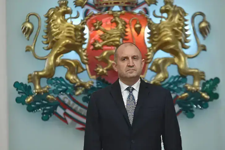 Президентът Радев връчва мандата на ГЕРБ-СДС