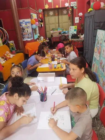 Продължават летните занимания на децата в село Асеновци 