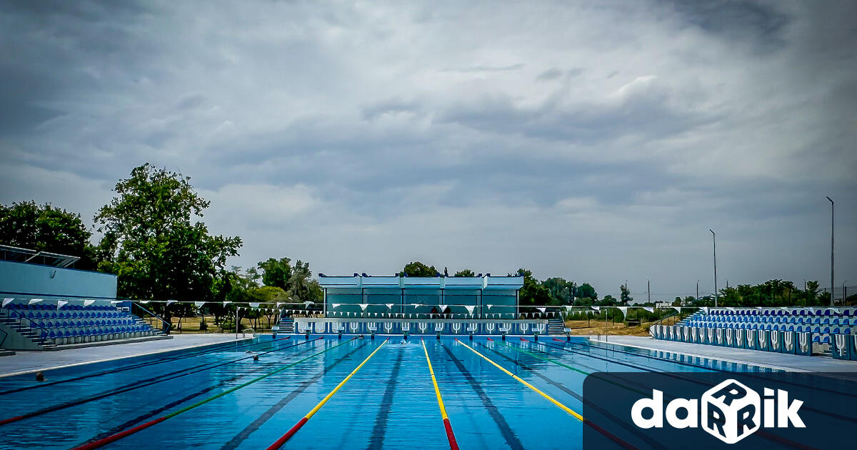 Плувният басейн Балона в Пазарджик отново отвори врати след аварийния