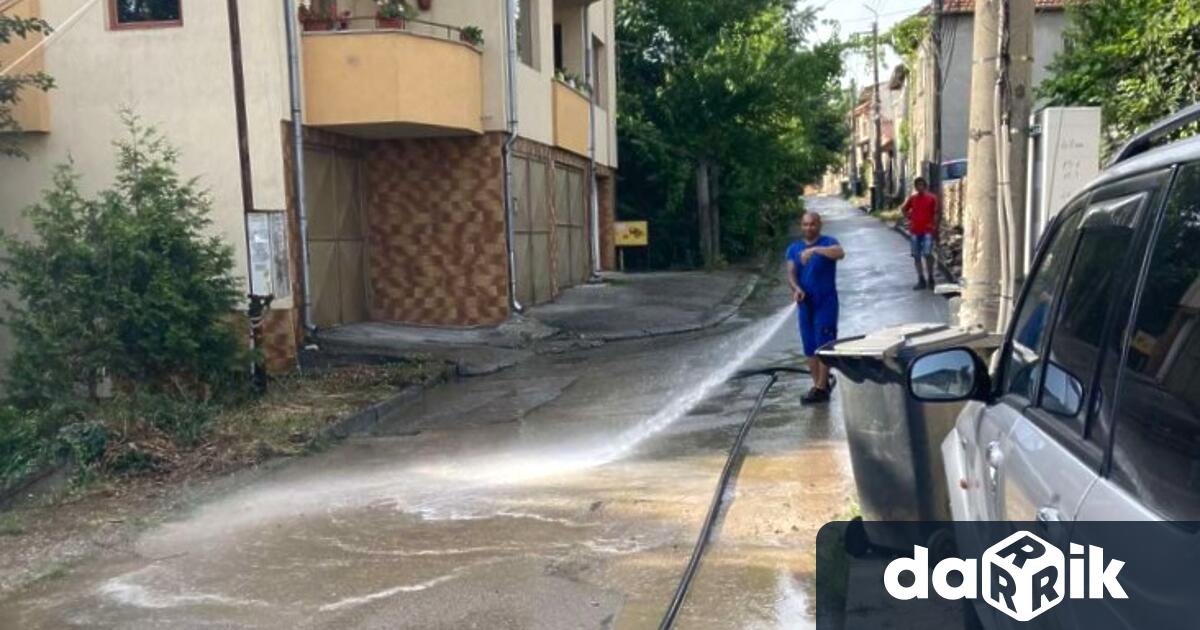 На5 юли петък миенето на улици в Плевен ще продължи