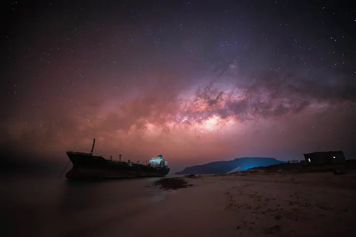 Варненски фотограф разкрива тайните на безкрайното небе (СНИМКИ)