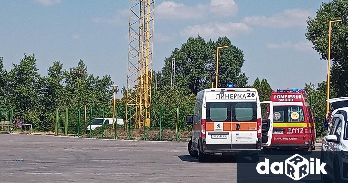 Преводачката която днес присъства на церемонията по започване на ремонта