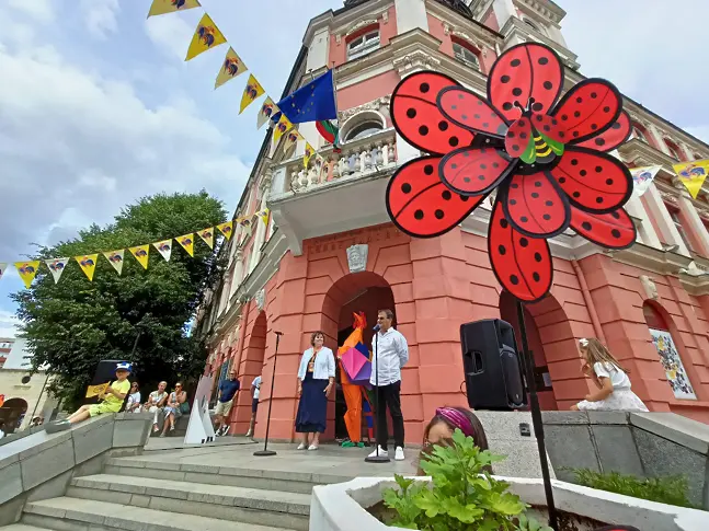 Започна седмото издание на Фестивала за куклено изкуство „Шарено петле“/СНИМКИ/