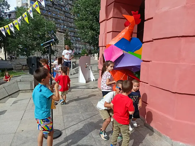 Започна седмото издание на Фестивала за куклено изкуство „Шарено петле“/СНИМКИ/