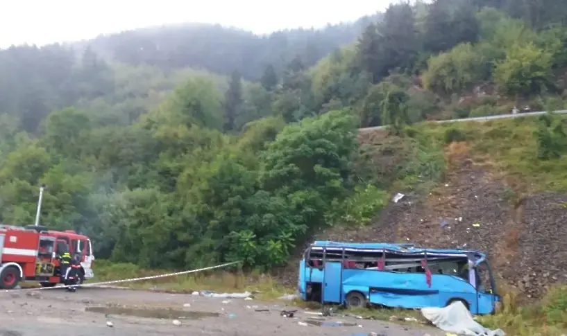 Започват разпити на свидетели за автобусната катастрофа край Своге