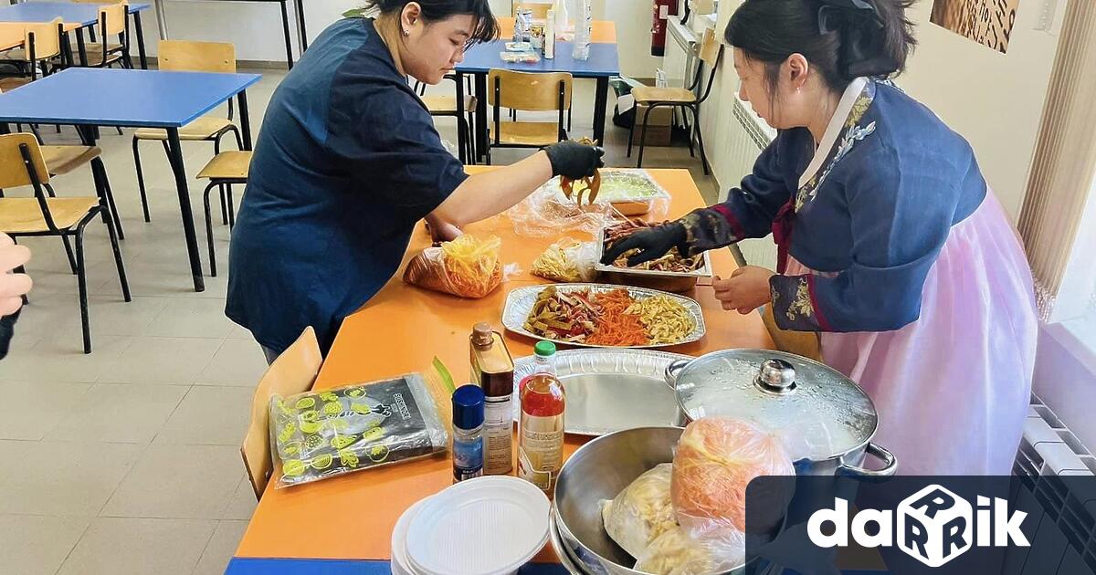 В следващите часове десетки млади хора от Враца ще се