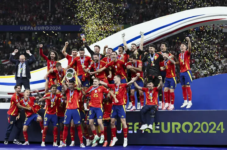 Испания е европейски шампион за рекорден четвърти път (снимки и видео)