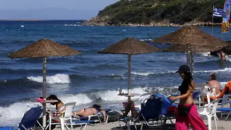 В пика на туристическия сезон: Гръцките острови са изправени пред водоснабдителна криза