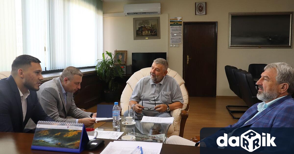 Подобряването на пътната инфраструктура и транспортната свързаност в Русенско обсъдиха