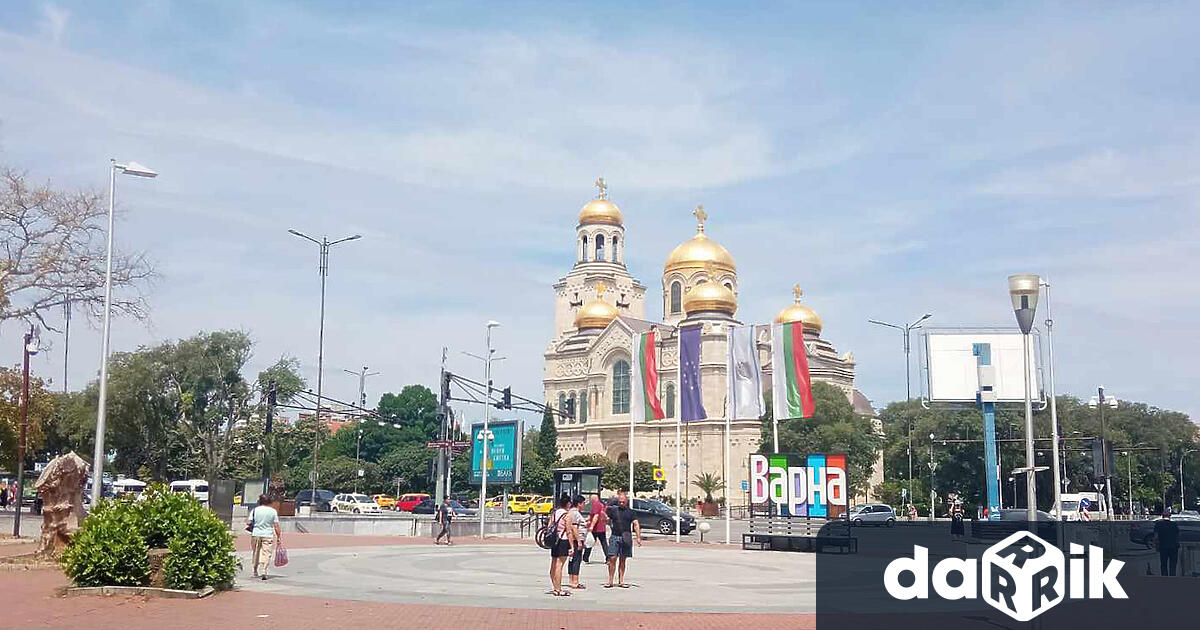 Оранжев код за опасно горещо време в цялата страна е