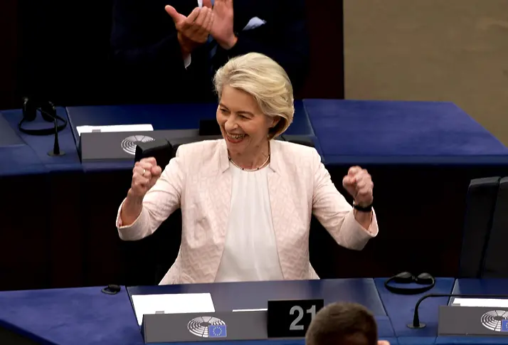 Преизбрана: Урсула фон дер Лайен си осигури още пет години като председател на ЕК