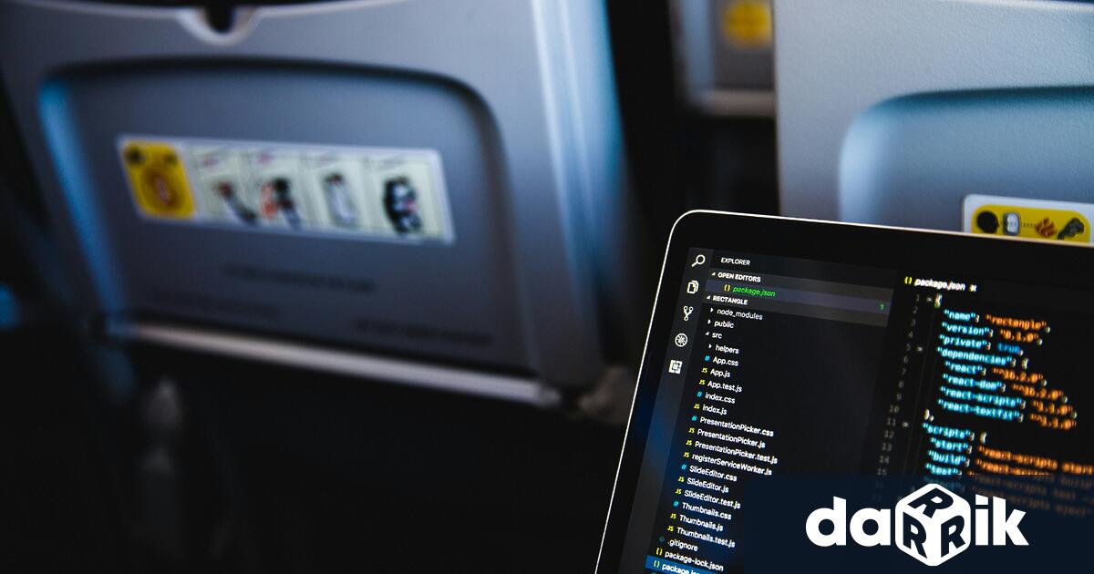 Редица световни институции сред които големи банки медии и авиокомпании