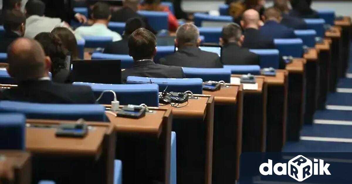 Четири парламентарни групи ще отидат на срещи с екипа на