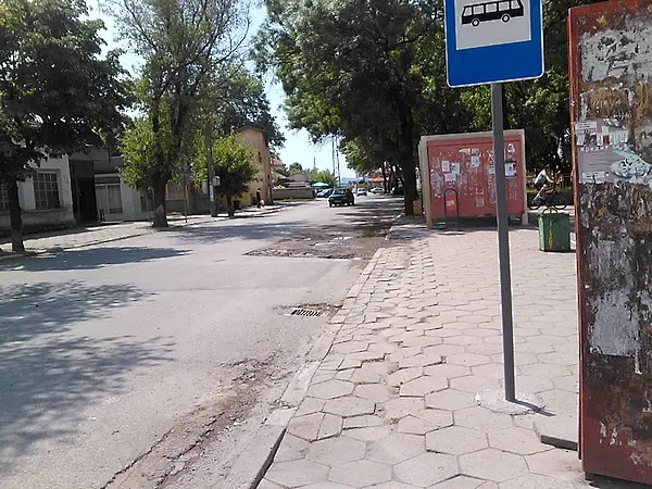  Автоцистерна ще оросява с вода улиците в кв. "Речица"