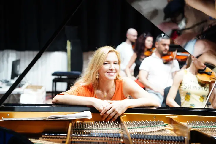 Пианистката Св.Смолина: Имаме изключителна програма за концерта в събота  и се надявам да ви вдъхновим  