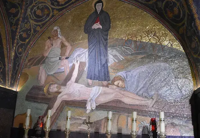 Почитаме Света мироносица и равноапостолна Мария Магдалина