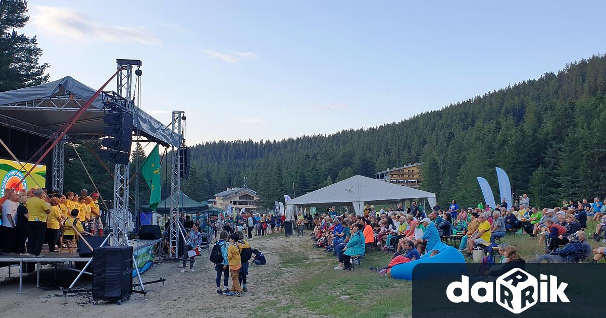 Над 1000 души от цялата страна се събраха в курортен