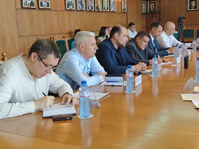 Народни представители се обединиха в подкрепа на важни за Плевен проекти, одобряват работата на Общината