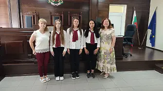 Ученици от специалност „Съдебна администрация“ към ПГРТО - Плевен проведоха производствена практика в Административен съд - Плевен