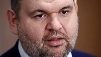 Пеевски обвини Радев за разцеплението в ДПС