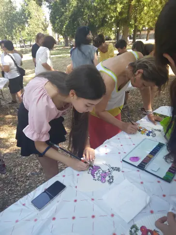 Международна резиденция с уъркшоп и изложба в град Левски