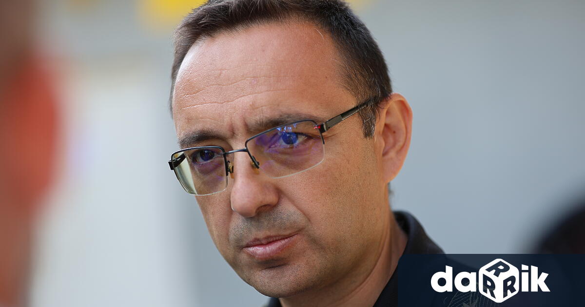 На този етап пожарът в община Струмяни Благоевградско не е