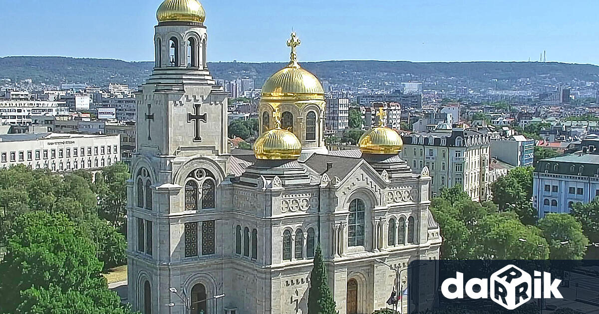 Варненският катедрален храм Св Успение Богородично ще бъде с ново