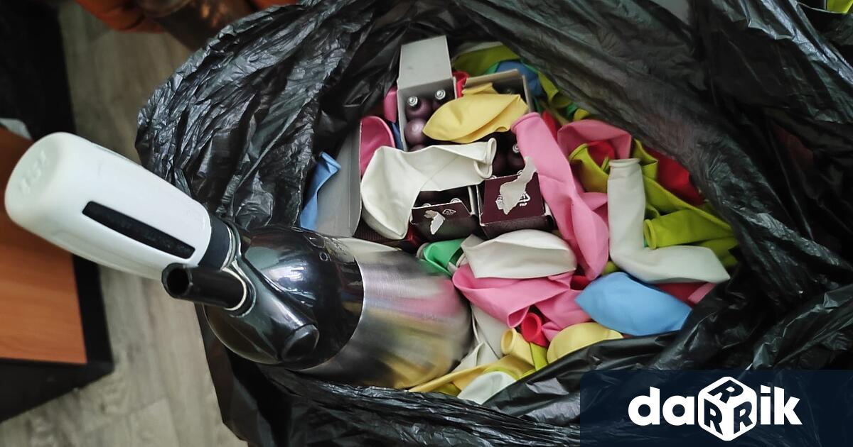 Парламентът забрани продажбата на райски газ и пълнители на физически