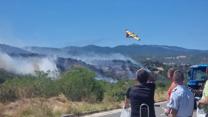 Испански самолети се включват в гасенето на пожара на българо-гръцката граница