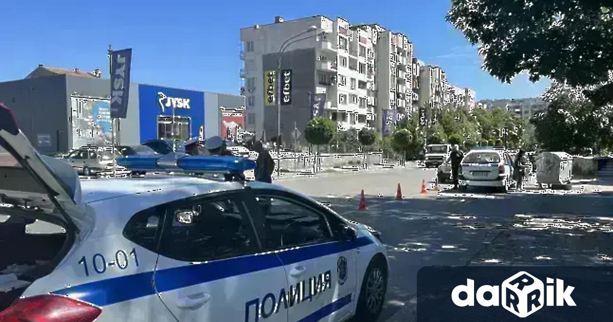 Вчера кюстендилски полицаи са задържали 22 годишен мъж за притежание на