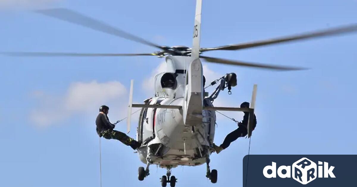 Част от Централния плаж във Варна в близост до ресторант