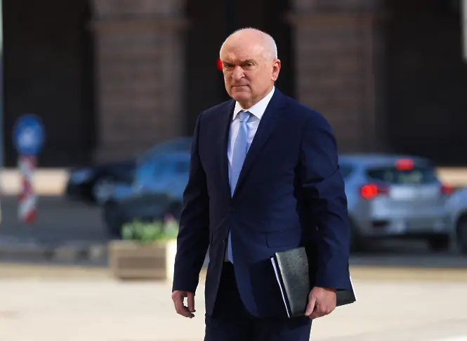 Отново ли Димитър Главчев ще е служебен премиер?