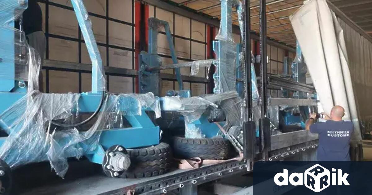 Бургаските власти задържаха 436 килограма хероин скрит в камион на