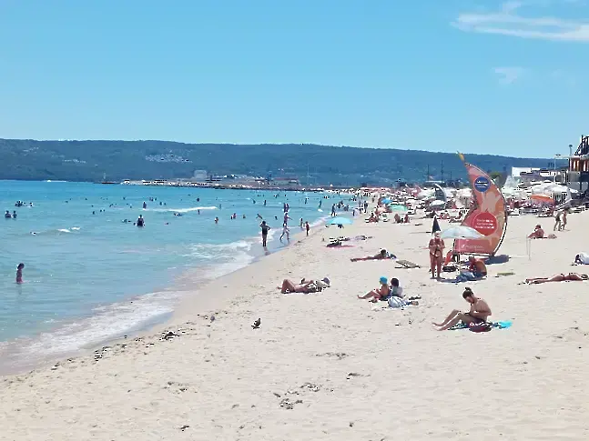 Новата седмица във Варненско започва с горещо време