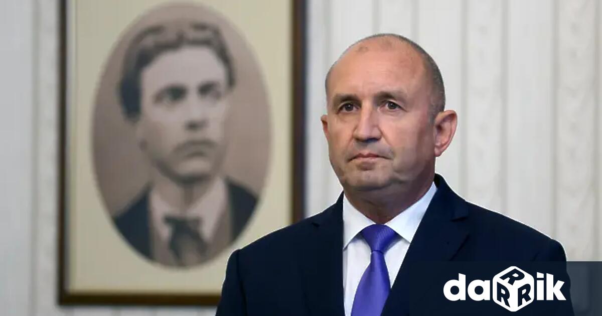 Наруши ли президентът Конституцията Това е основният въпрос който се