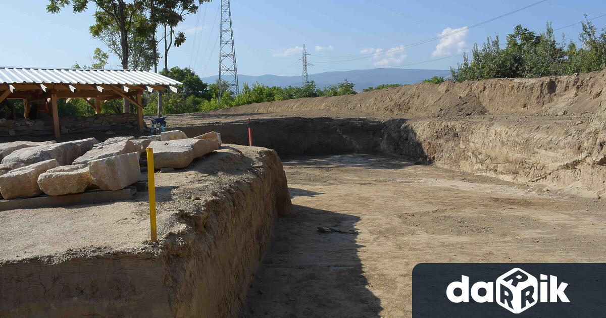 Уникален тракийски храм разкриха при разкопки на Голямата могила в