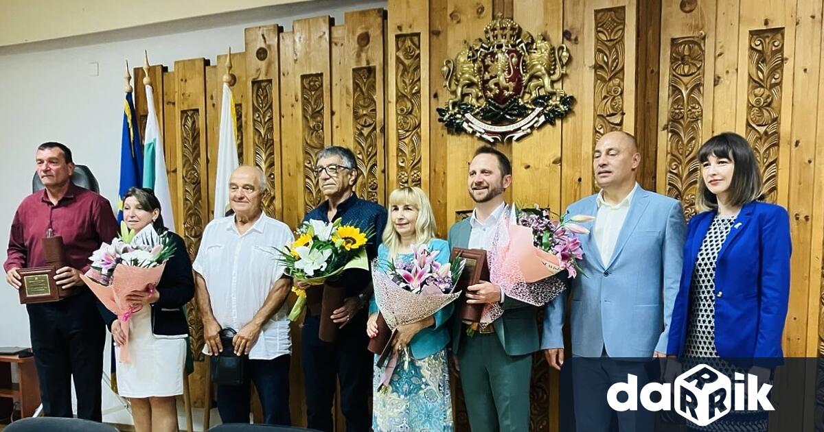 Народният представител от 6 МИР Враца Деница Симеонова поздрави жителите