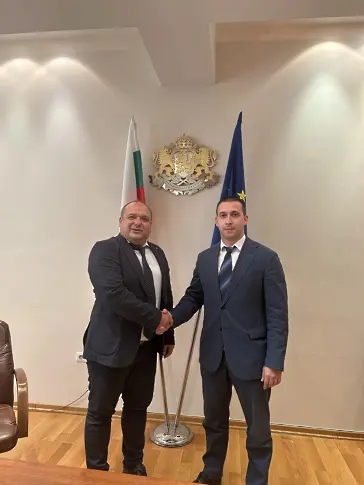 Областният управител Николай Абрашев се срещна със служебния премиер Димитър Главчев