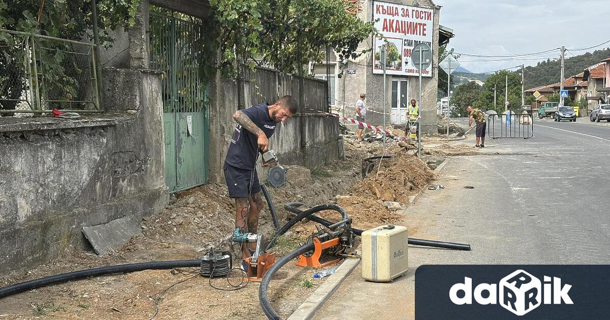 Община Белово изгражда водопровод за минерална вода и работата по