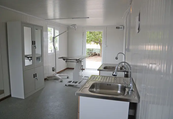 Кучкарникът в Каменар с чисто нов фургон за манипулации (СНИМКИ)